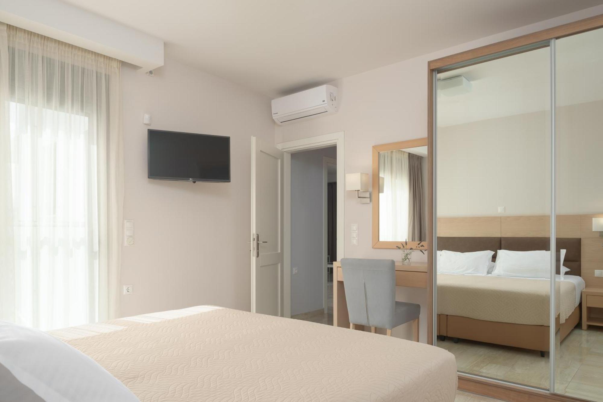 Eco Villa, A Perfect Escape Close To The Beach, By Thinkvilla Maroulas ภายนอก รูปภาพ